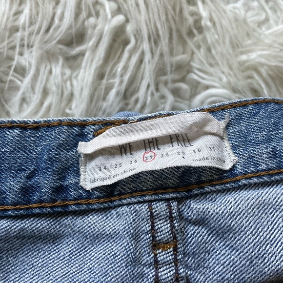 Free People Shorts Free People Soft Relaxed Cut Off Shorts - Picture 3 of 6